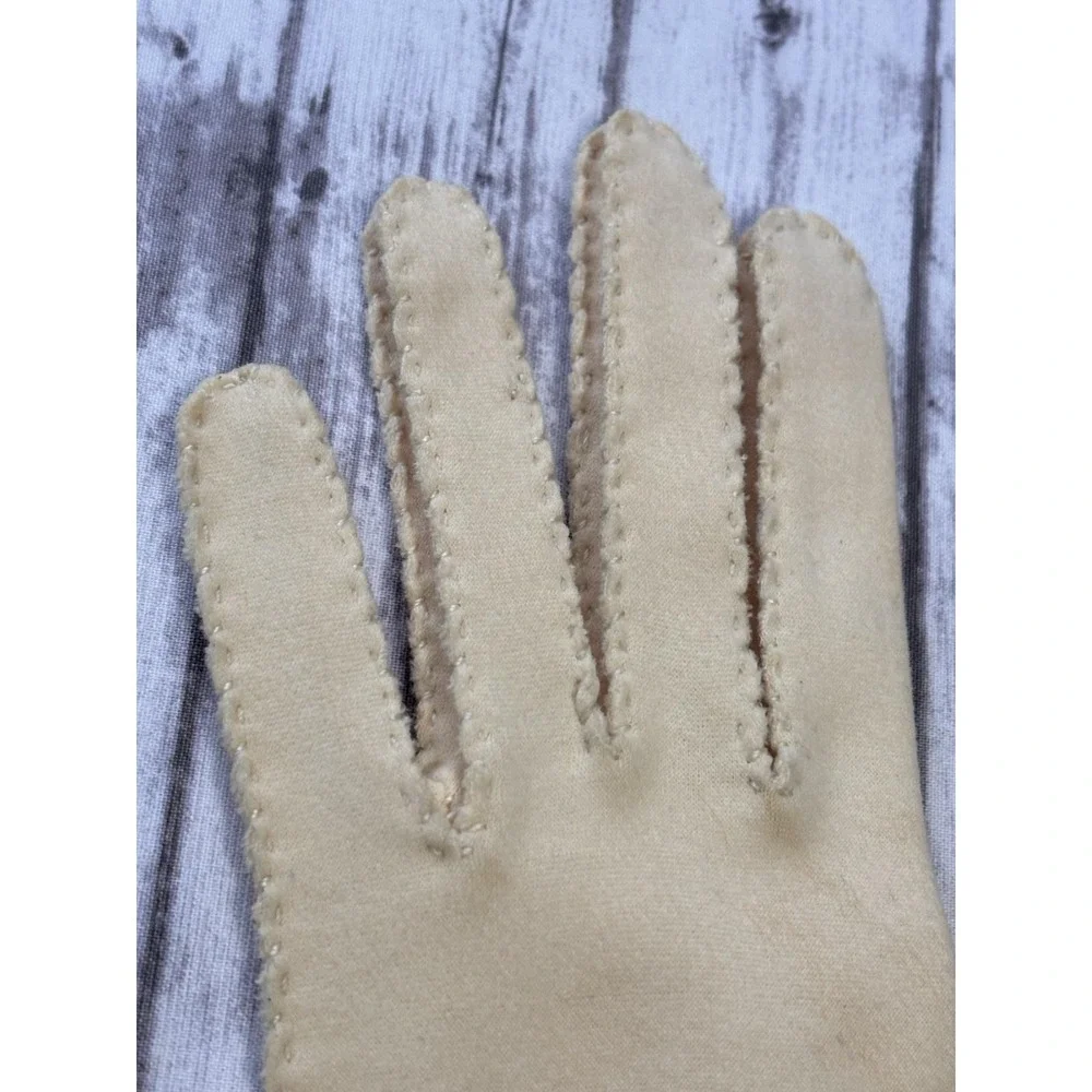 1960s Vintage Womens Butter Yellow MCM Gloves Stitch Detailing SMALL